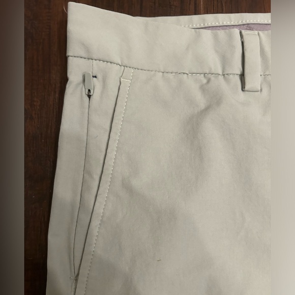 Vineyard Vines Pale Blue/Green Shorts - Picture 4 of 6